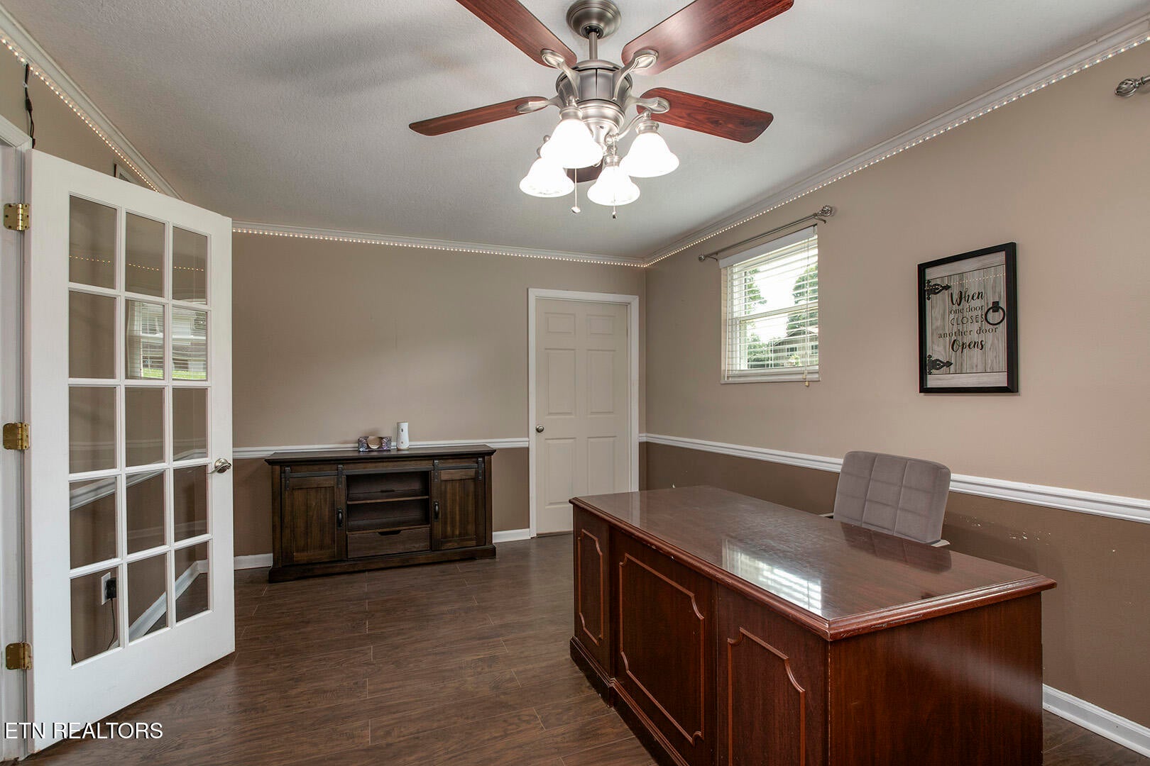 Are you looking for a wonderful home in a desired subdivision in a gre – image 22