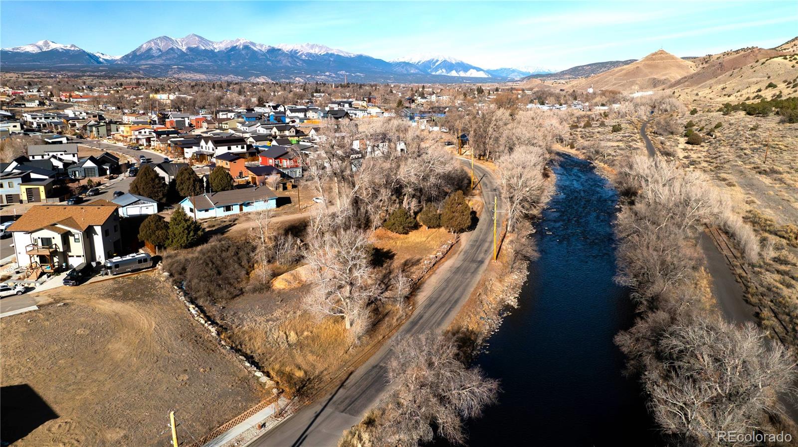 7193 7193 County Road 105, Salida, Colorado, 81201, USA, 4 Bedrooms Bedrooms, ,1 BathroomBathrooms,Residential,For Sale,7193 County Road 105,5263541