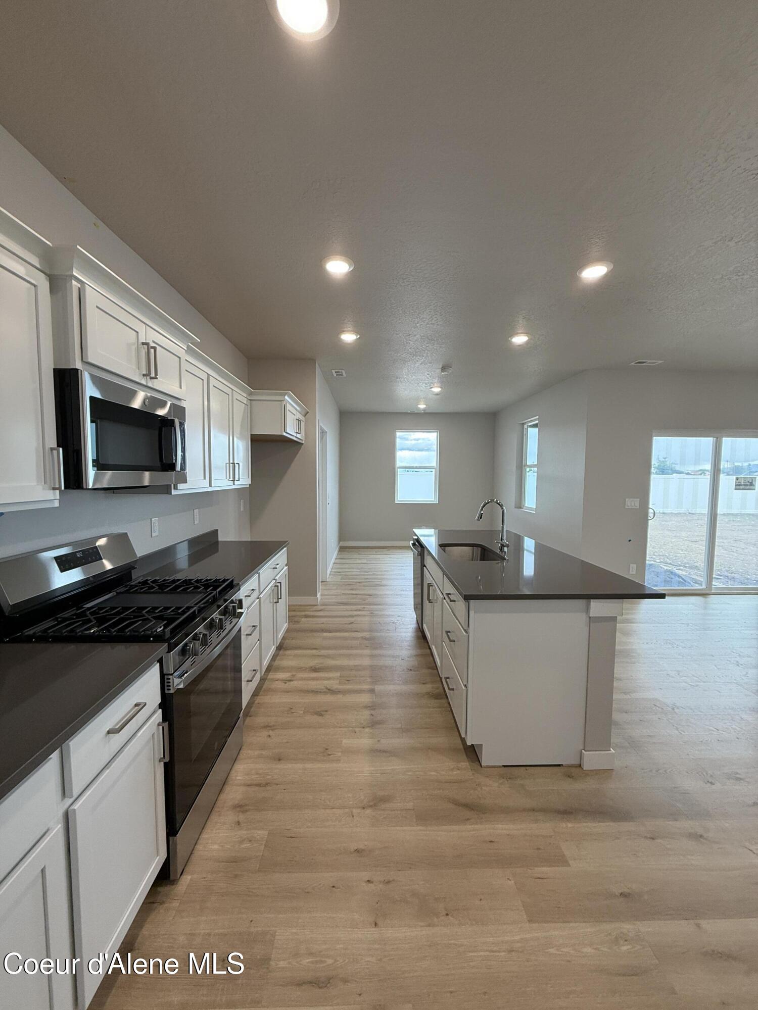 JUNE COMPLETION - 4 car garage! Highly sought after single story Whit – image 19