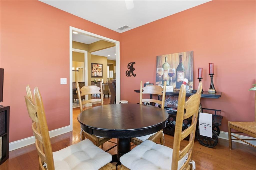Welcome to this lovely home in the highly sought-after Orchards of Bra – image 19