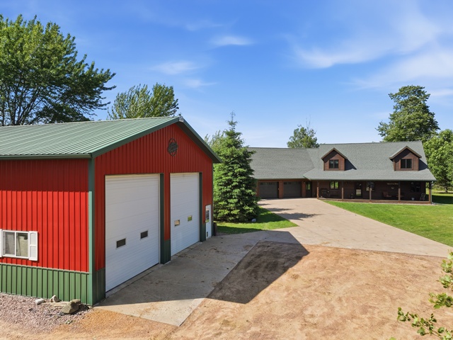 Your country oasis awaits! Once you see this beautiful home situated d – image 42