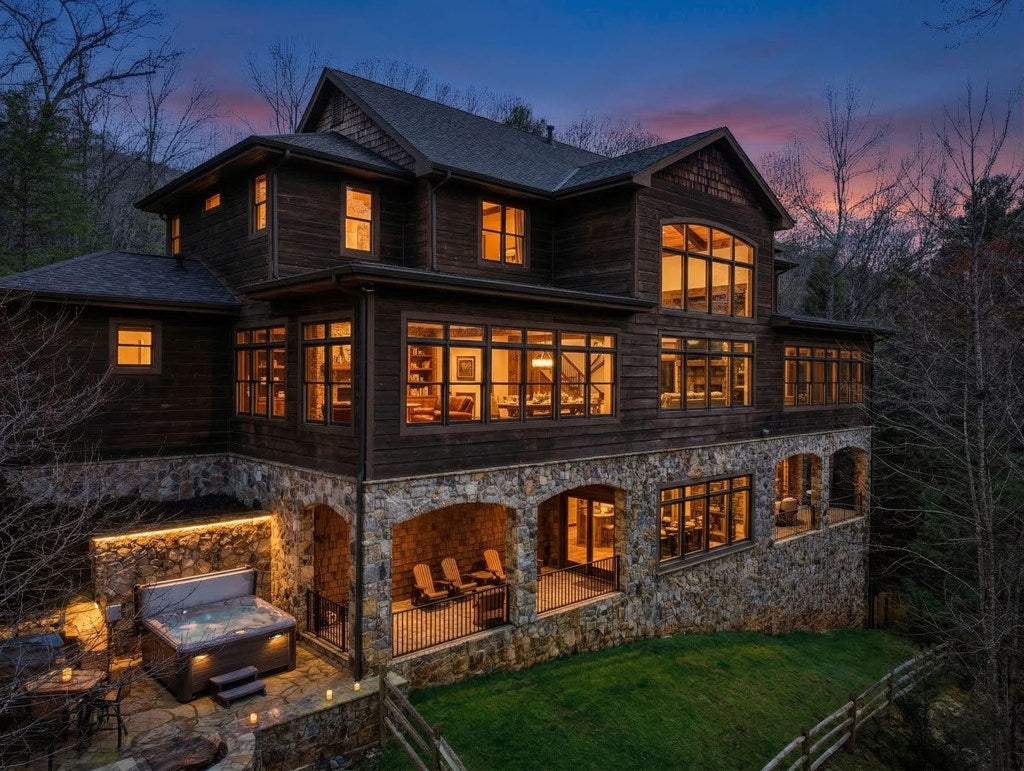 Architectural Mountain Sanctuary on 5+ Private Acres. Experience refin – image 89