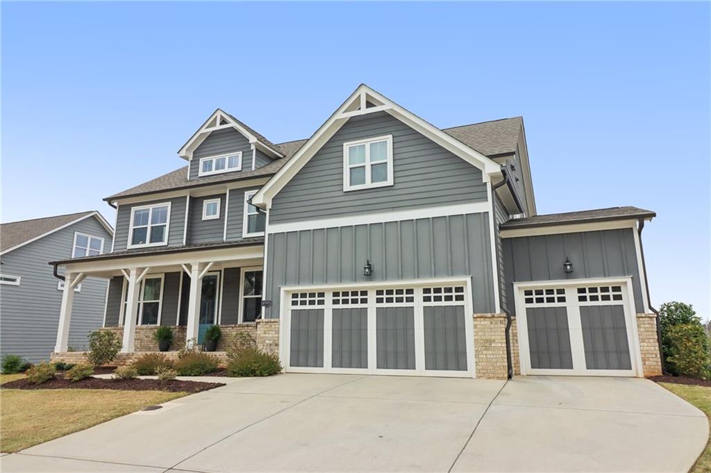 Welcome to luxury living in the heart of West Forsyth, where designer – image 4
