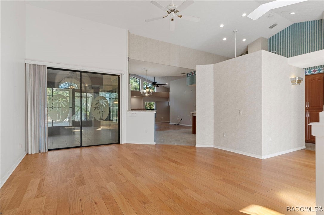 3135 3135 N Buckhorn Drive, Beverly Hills, Florida, 34465, USA, 3 Bedrooms Bedrooms, ,3 BathroomsBathrooms,Residential,For Sale,3135 N Buckhorn Drive,850535