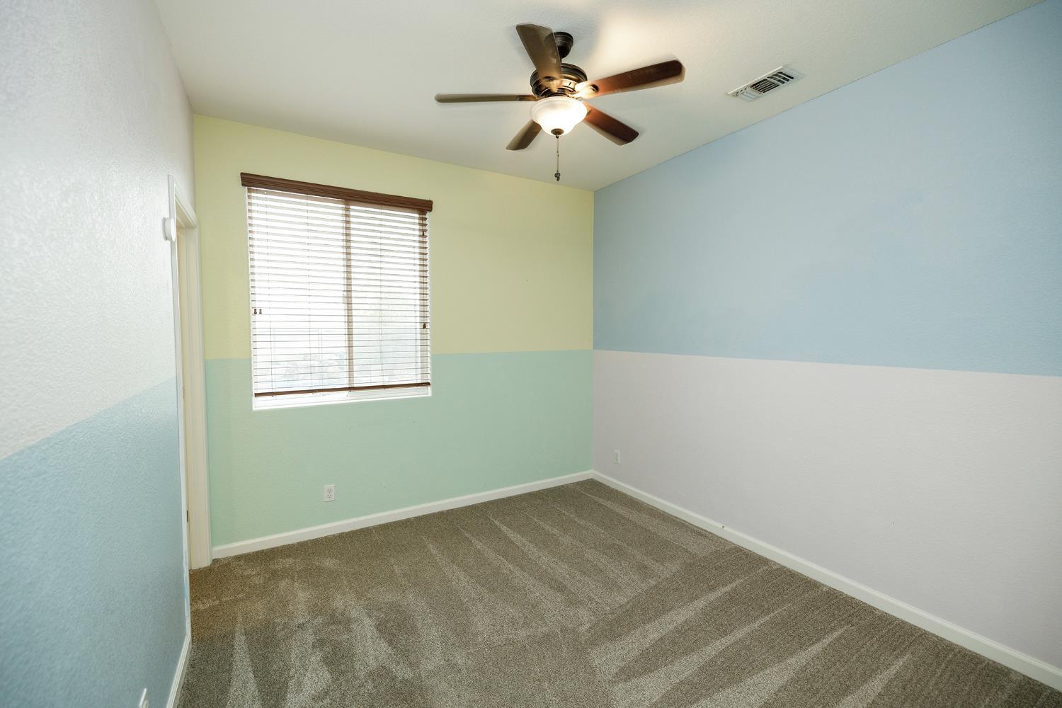 Located in a highly desirable neighborhood, this well-maintained home – image 26