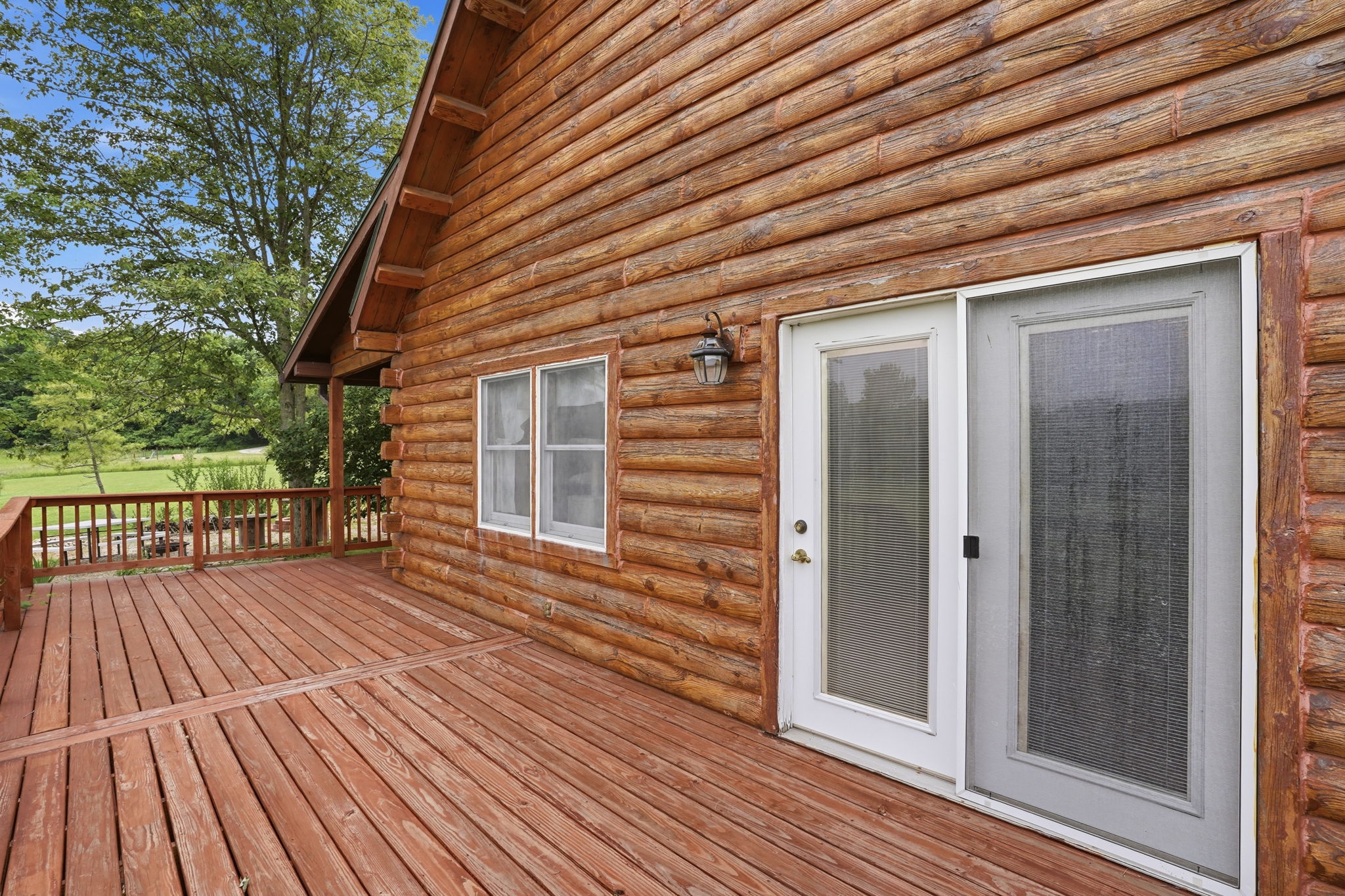 Log Cabin Retreat on 5 AcresEscape to your own private oasis tucked aw – image 39