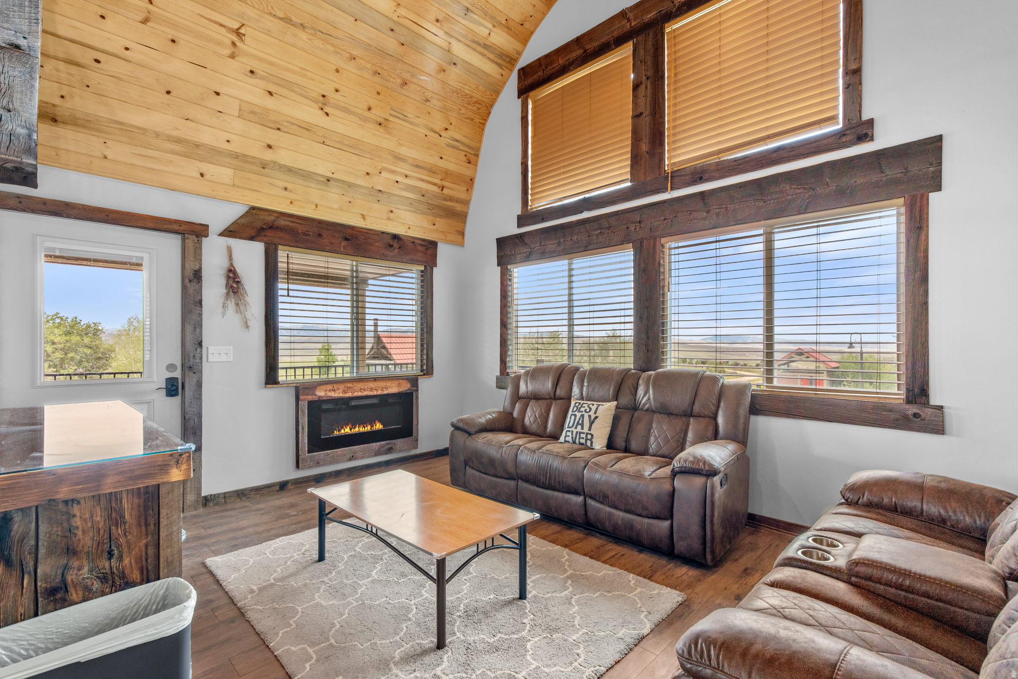 Set amid the breathtaking mountains of Bear Lake Valley, Liberty Ranch – image 55