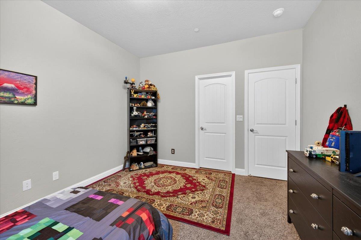 6189 6189 E Farrin Avenue, Fresno, California, 93727, USA, 4 Bedrooms Bedrooms, ,3 BathroomsBathrooms,Residential,For Sale,6189 E Farrin Avenue,5803862b-2863-4d61-8307-cee7be