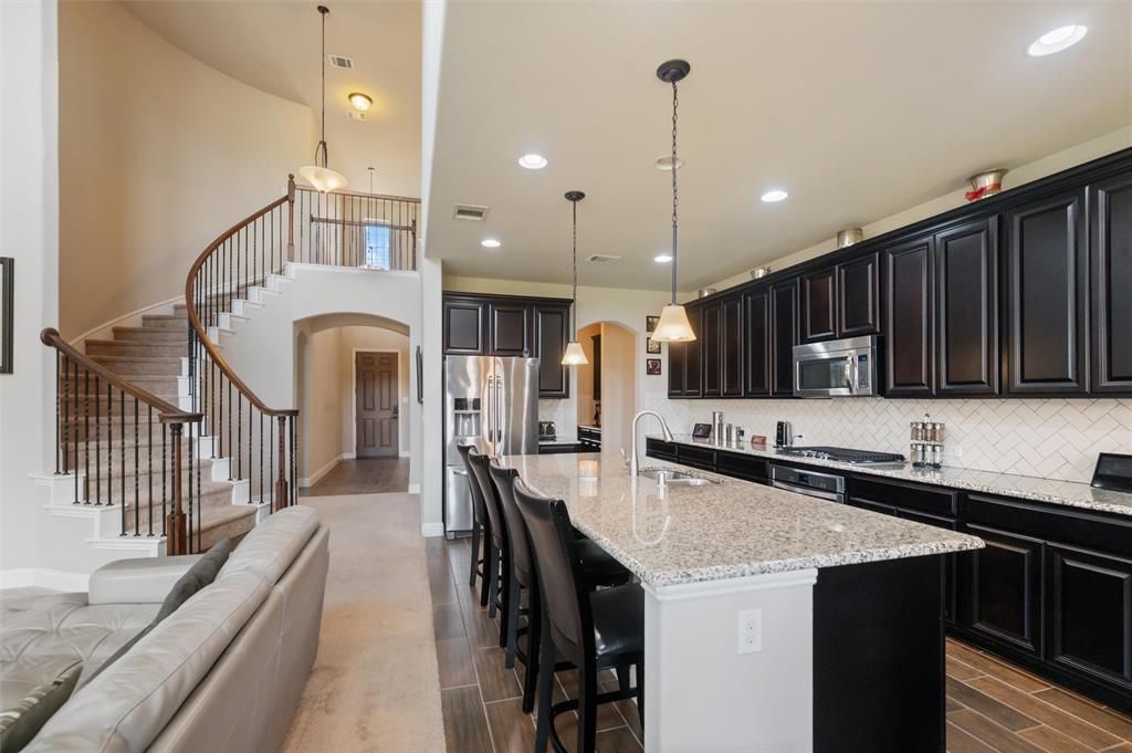 341 341 Vista Park Drive, Sunnyvale, Texas, 75182, USA, 5 Bedrooms Bedrooms, ,5 BathroomsBathrooms,Residential,For Sale,341 Vista Park Drive,21304132