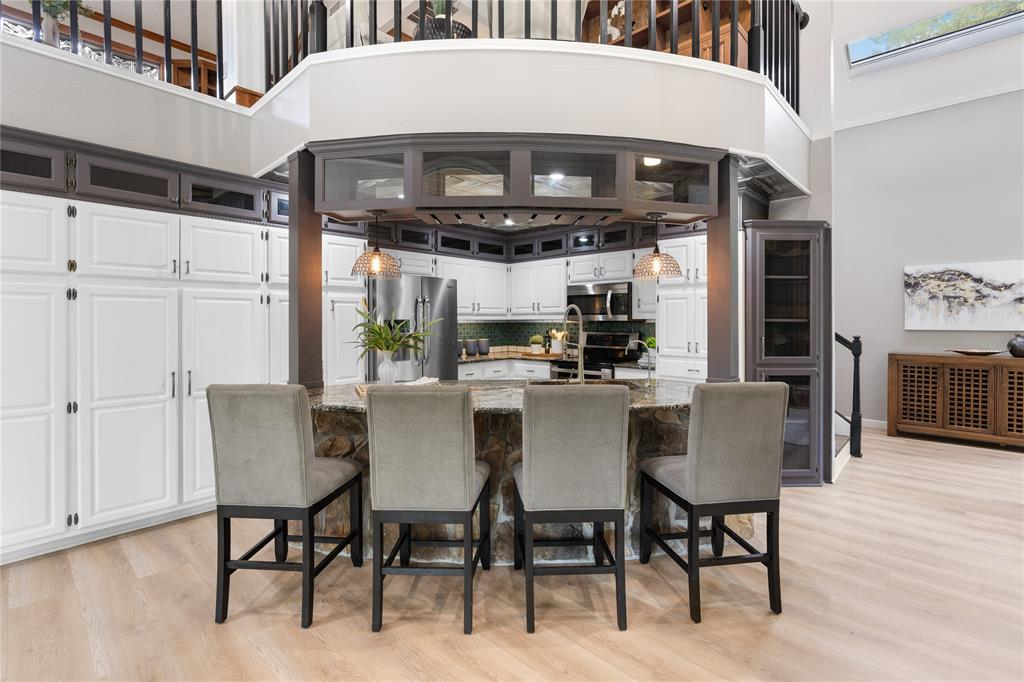 692 692 Private Road 5937, Emory, Texas, 75440, USA, 5 Bedrooms Bedrooms, ,6 BathroomsBathrooms,Residential,For Sale,692 Private Road 5937,9972a05f-a8b7-42f8-84d4-e29850