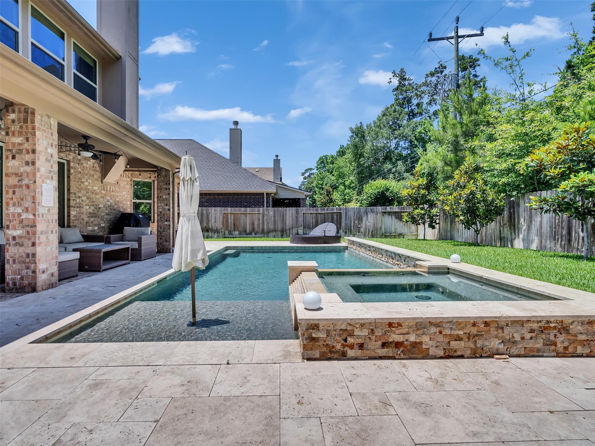 Nestled in a friendly community, this 4-bed, 3.5-bath home offers a pe – image 34