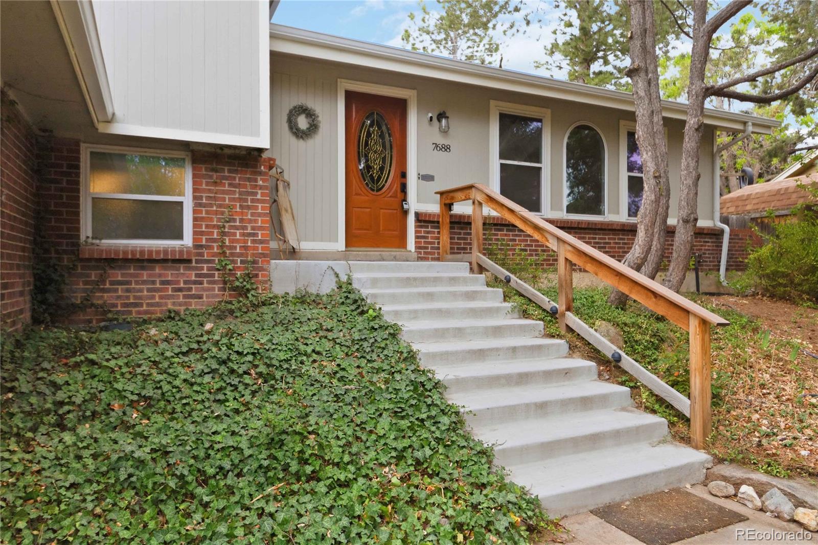 Lot 11 Blk 7 Bel-Vue Hts West 1st Flg – image 4
