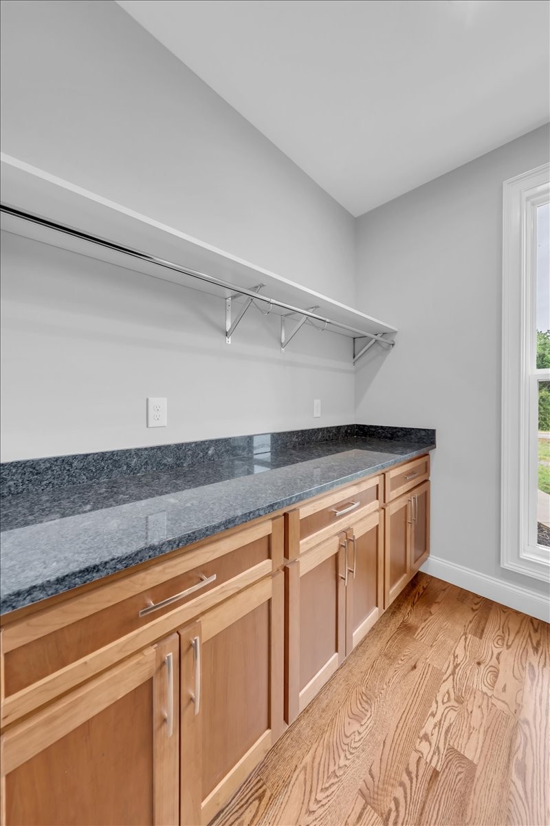 74 74 Summer Lake Ct Lot 16, Winchester, Tennessee, 37398, USA, 3 Bedrooms Bedrooms, ,4 BathroomsBathrooms,Residential,For Sale,74 Summer Lake Ct Lot 16,3232049