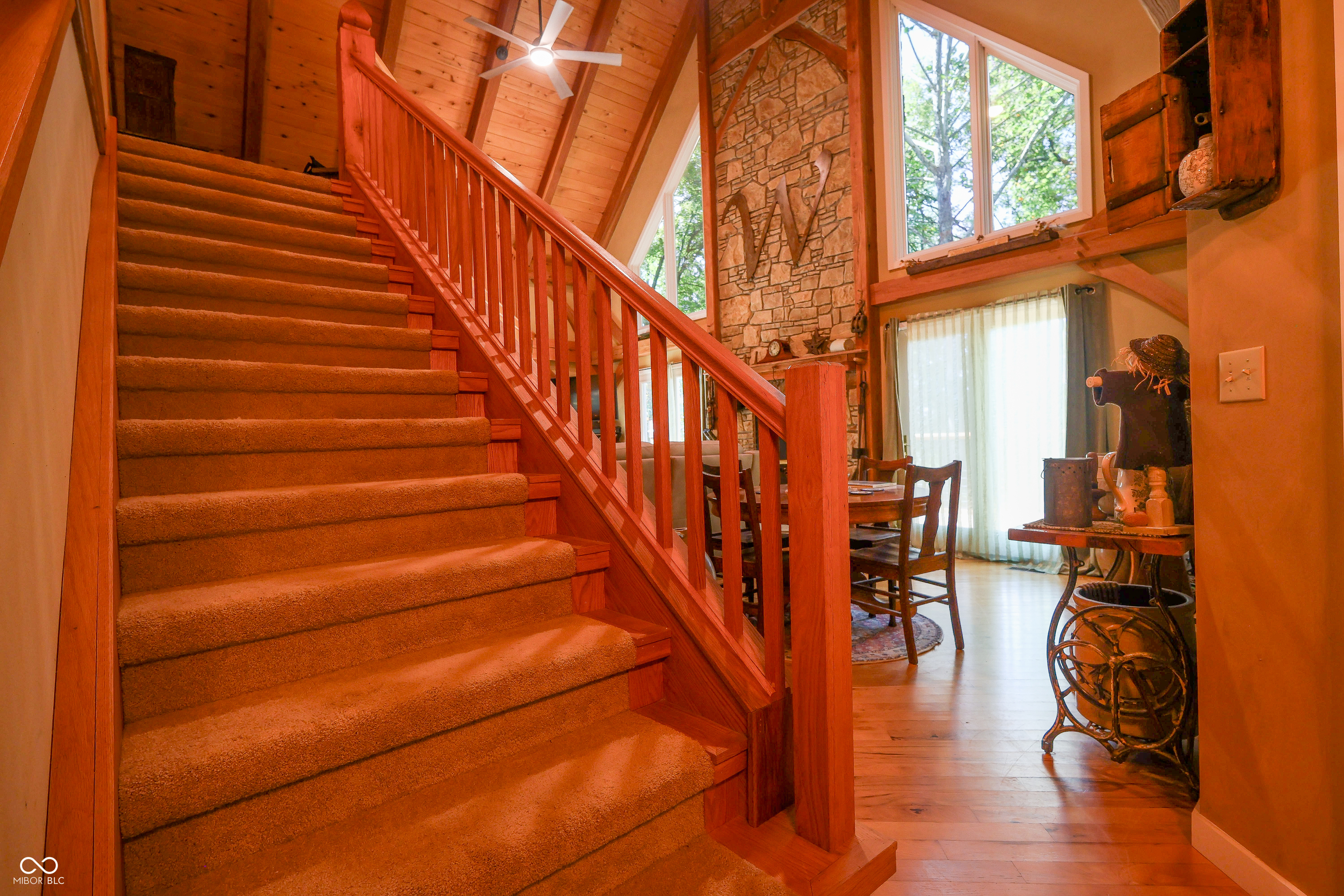 Custom red oak timber-frame home with Lake Monroe views, located in Sa – image 18
