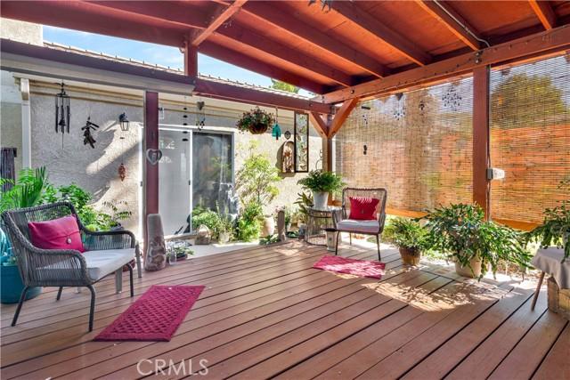 Charming, comfortable, and move-in readythis beautifully updated 3 bed – image 24