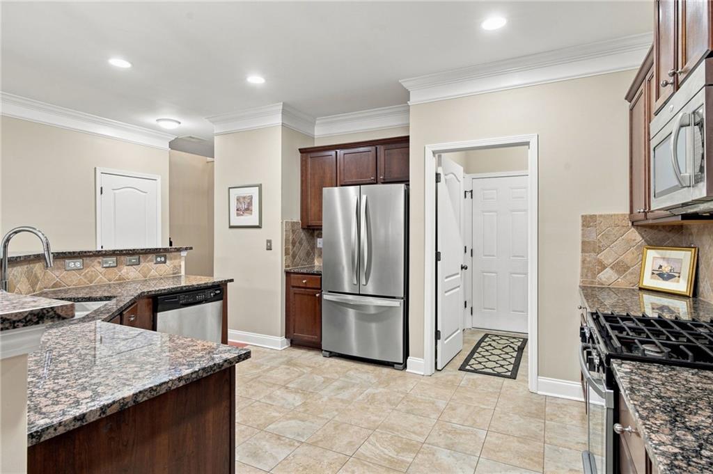 11143 11143 Blackbird Lane, Alpharetta, Georgia, 30022, USA, 4 Bedrooms Bedrooms, ,4 BathroomsBathrooms,Residential,For Sale,11143 Blackbird Lane,7815083
