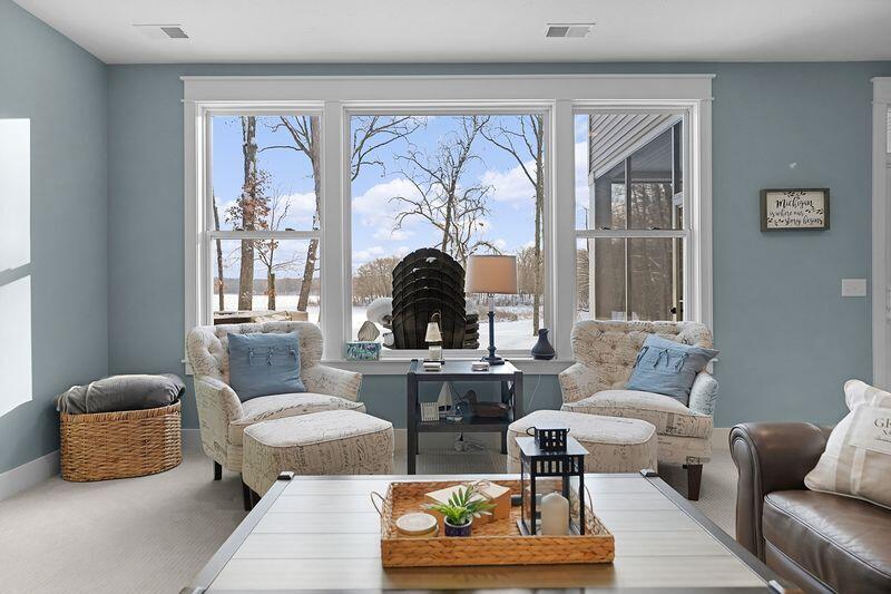This custom built parade of homes 3 bedroom 2.5 bath ranch offers 82 f – image 85