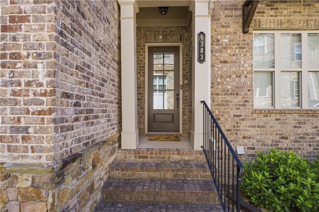 Tucked away in the quiet and welcoming 24-unit community of Brandly Ha – image 25