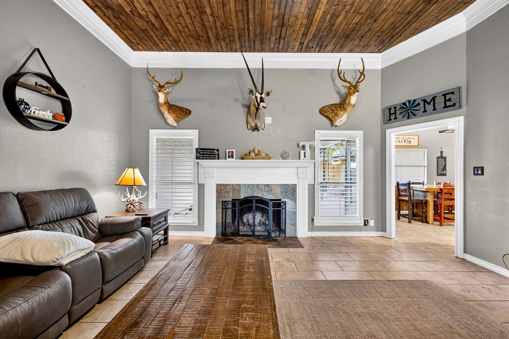 4125 4125 Fox Hollow Ct, Midland, Texas, 79707, USA, 4 Bedrooms Bedrooms, ,3 BathroomsBathrooms,Residential,For Sale,4125 Fox Hollow Ct,50096951