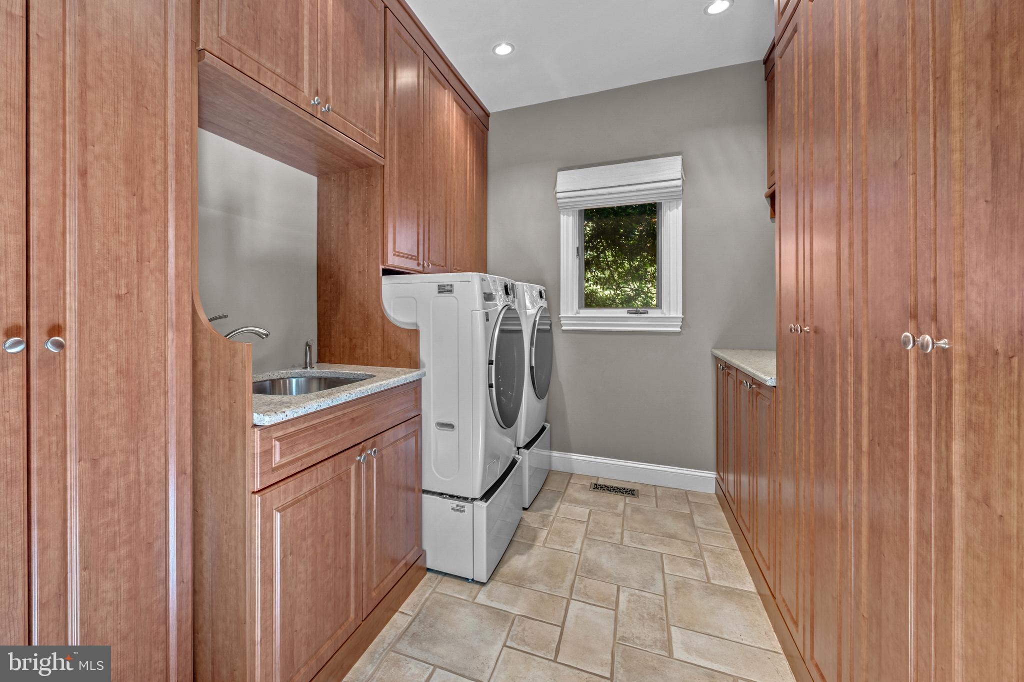 11512 11512 Big Piney Way, Potomac, Maryland, 20854, USA, 5 Bedrooms Bedrooms, ,8 BathroomsBathrooms,Residential,For Sale,11512 Big Piney Way,MDMC2237964