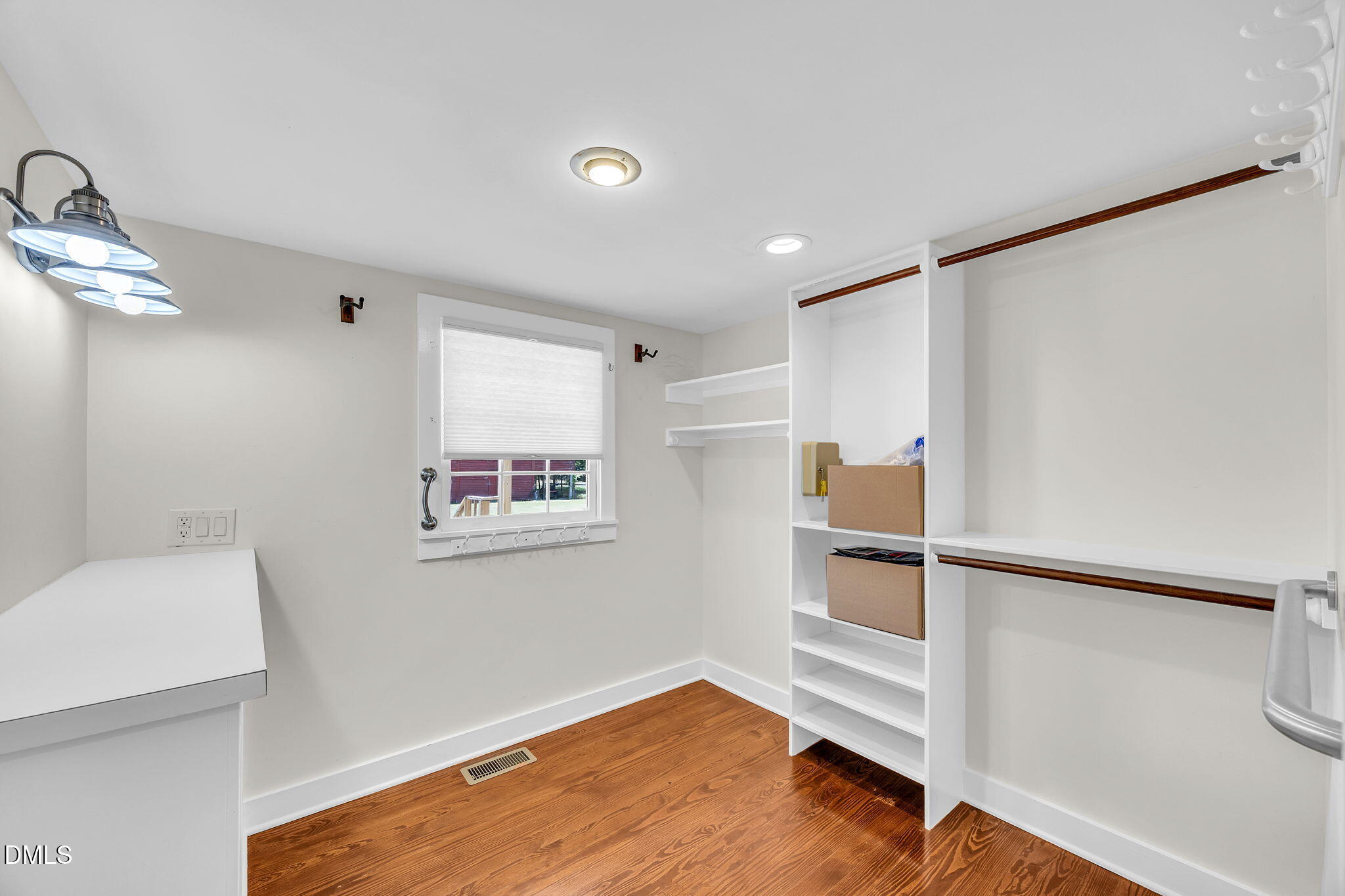 2204 2204 Us-158, Oxford, North Carolina, 27565, USA, 2 Bedrooms Bedrooms, ,2 BathroomsBathrooms,Residential,For Sale,2204 Us-158,10175135