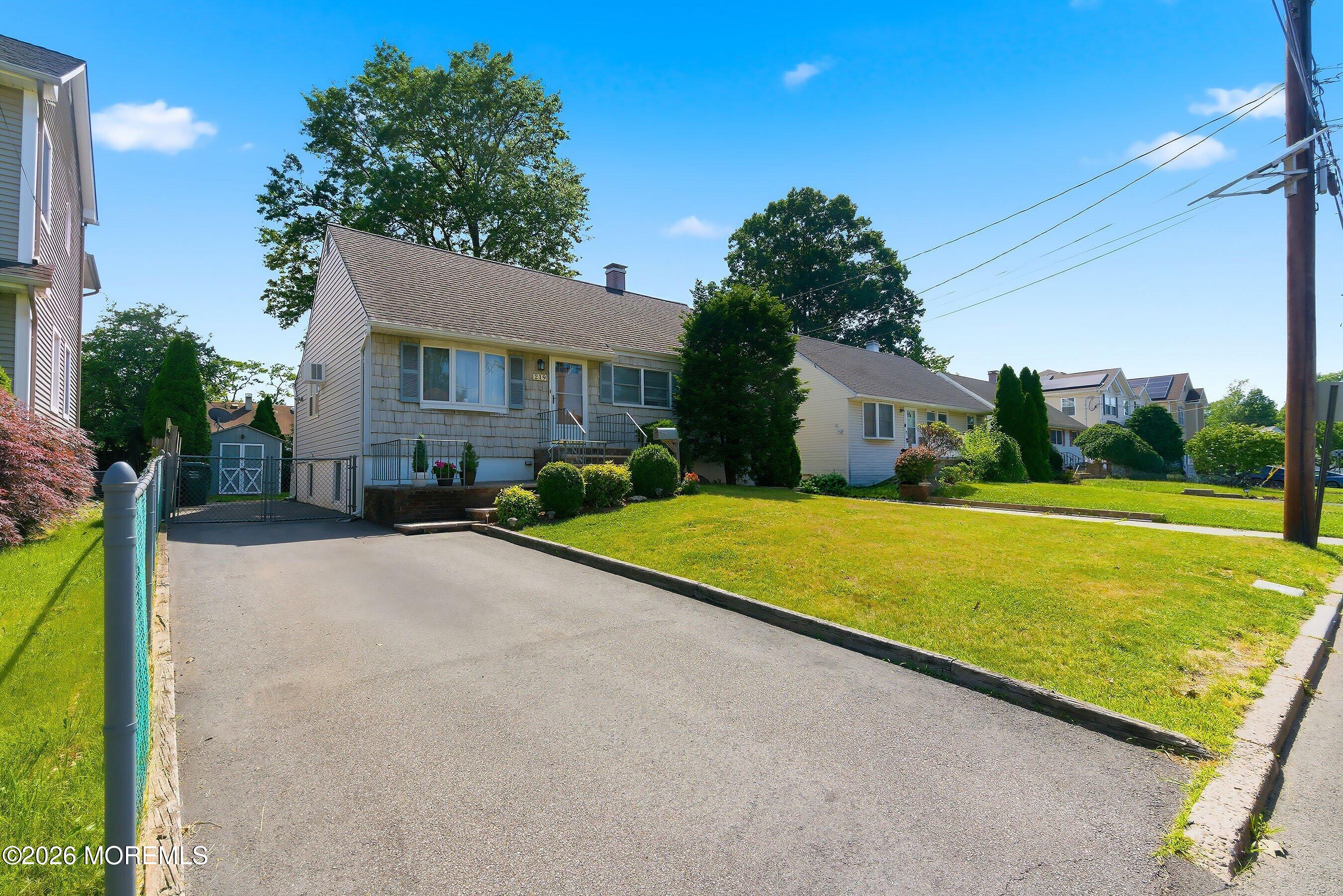 Pride of ownership shines throughout this 3-bedroom, 2-bath home, offe – image 1