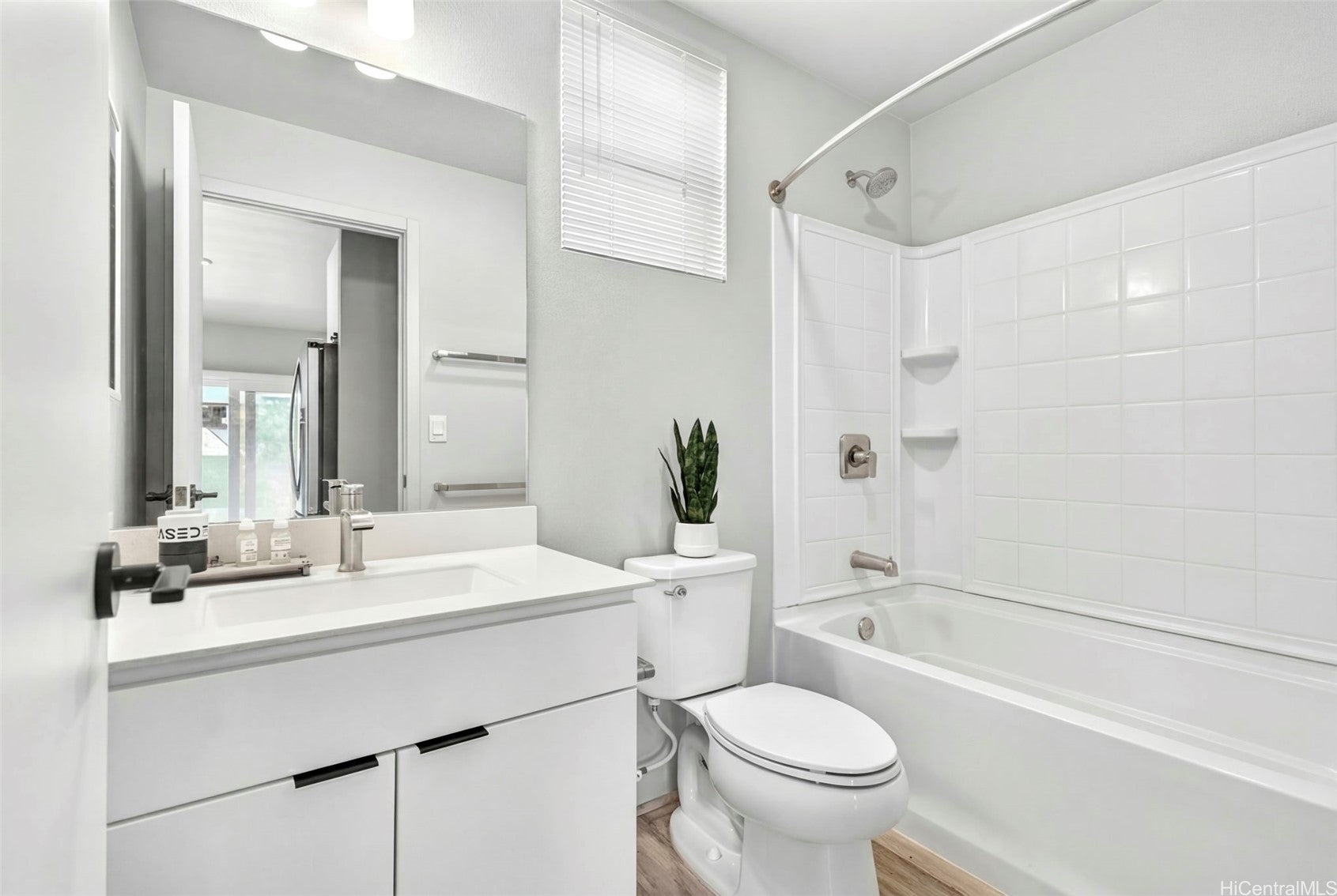 An INCREDIBLE VALUE and RARE opportunity to live, work, and play in Ho – image 13