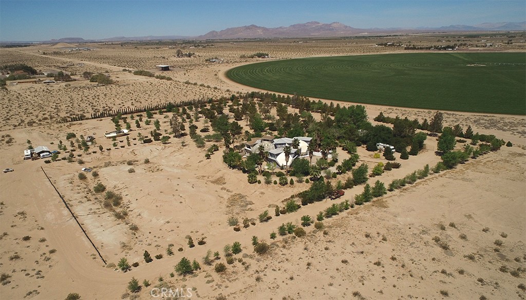45985 45985 Cottonwood Road, Newberry Springs, California, 92365, USA, 4 Bedrooms Bedrooms, ,6 BathroomsBathrooms,Residential,For Sale,45985 Cottonwood Road,HD25258107