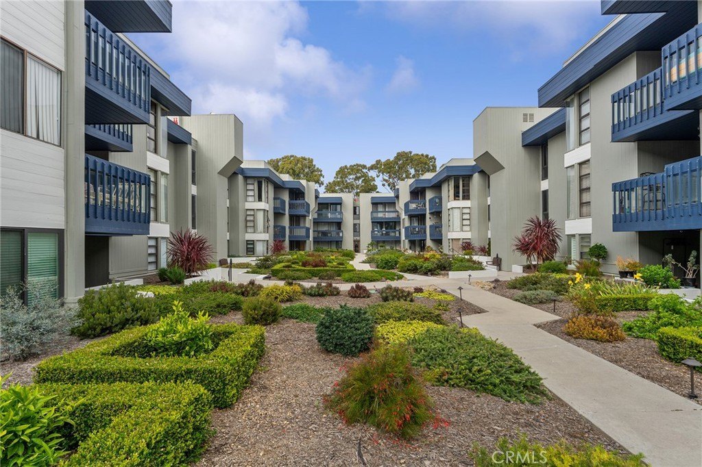 350 350 Paseo De Playa 113, Ventura, California, 93001, USA, 2 Bedrooms Bedrooms, ,1 BathroomBathrooms,Residential,For Sale,350 Paseo De Playa 113,CV25243927