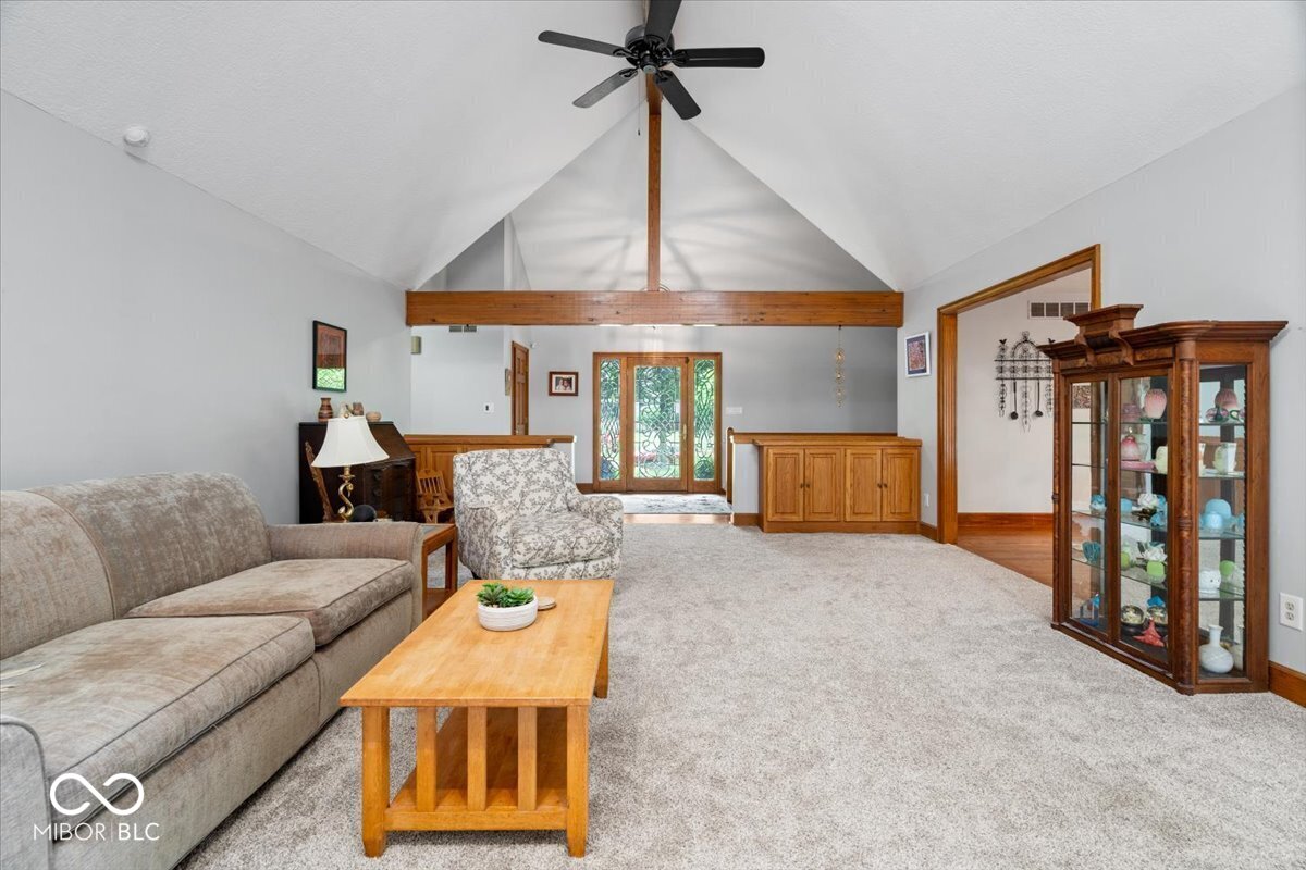 Updates galore in desirable Feather Cove III! Nestled on a half-acre w – image 8
