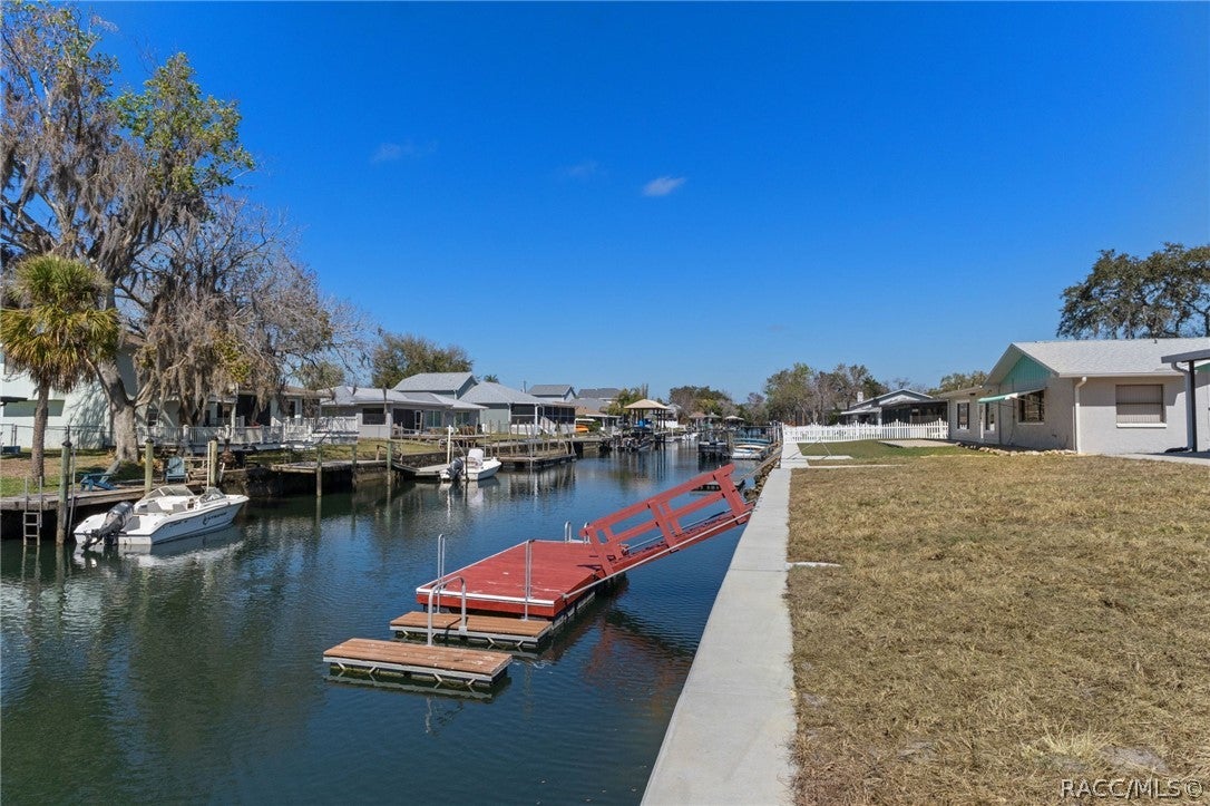 1400 1400 SE 5th Avenue, Crystal River, Florida, 34429, USA, 3 Bedrooms Bedrooms, ,2 BathroomsBathrooms,Residential,For Sale,1400 SE 5th Avenue,852812