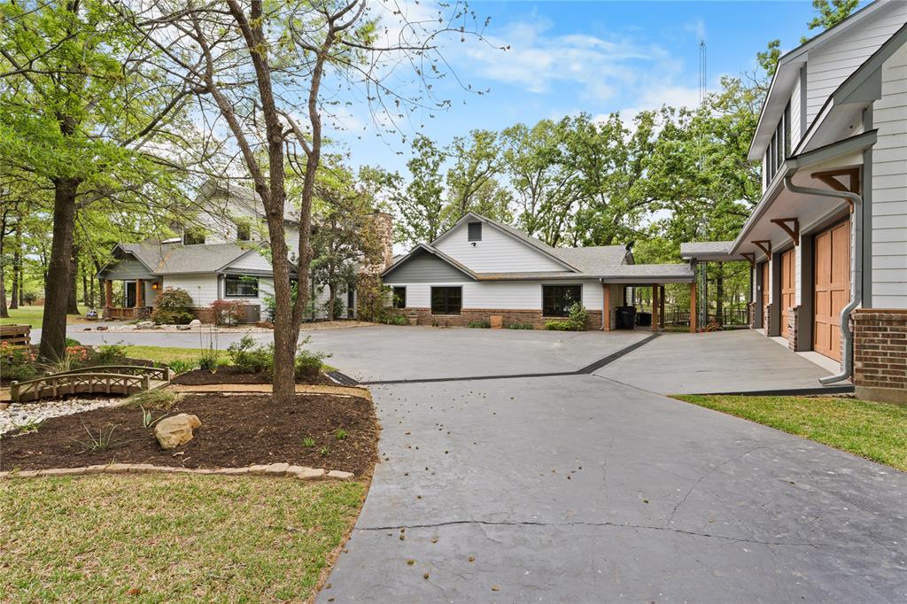 692 692 Private Road 5937, Emory, Texas, 75440, USA, 5 Bedrooms Bedrooms, ,6 BathroomsBathrooms,Residential,For Sale,692 Private Road 5937,9972a05f-a8b7-42f8-84d4-e29850
