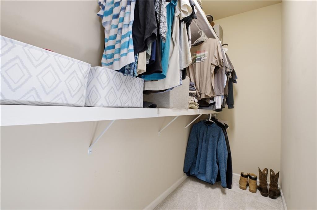 Tucked away in the quiet and welcoming 24-unit community of Brandly Ha – image 20