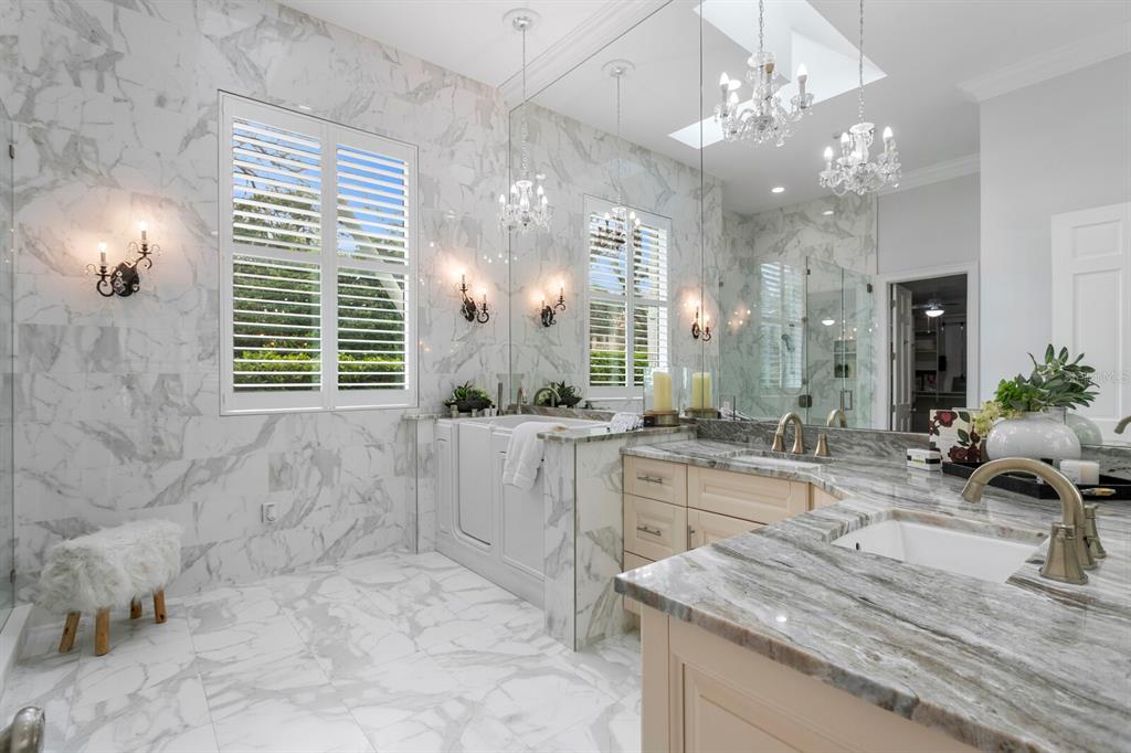 This spectacular custom executive home is situated in Avila, Tampa Bay – image 27