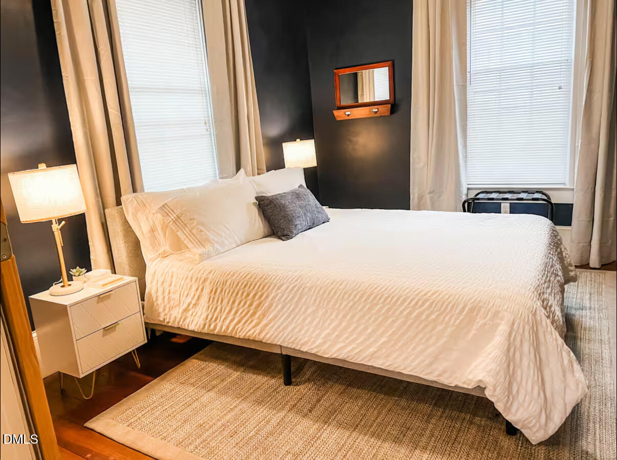 Located in the Oakwood District of Raleigh 405 Morson St blends timele – image 13