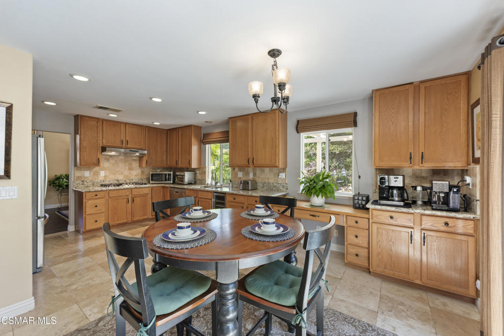 758 758 Cranmont Court, Simi Valley, California, 93065, USA, 5 Bedrooms Bedrooms, ,3 BathroomsBathrooms,Residential,For Sale,758 Cranmont Court,226002662