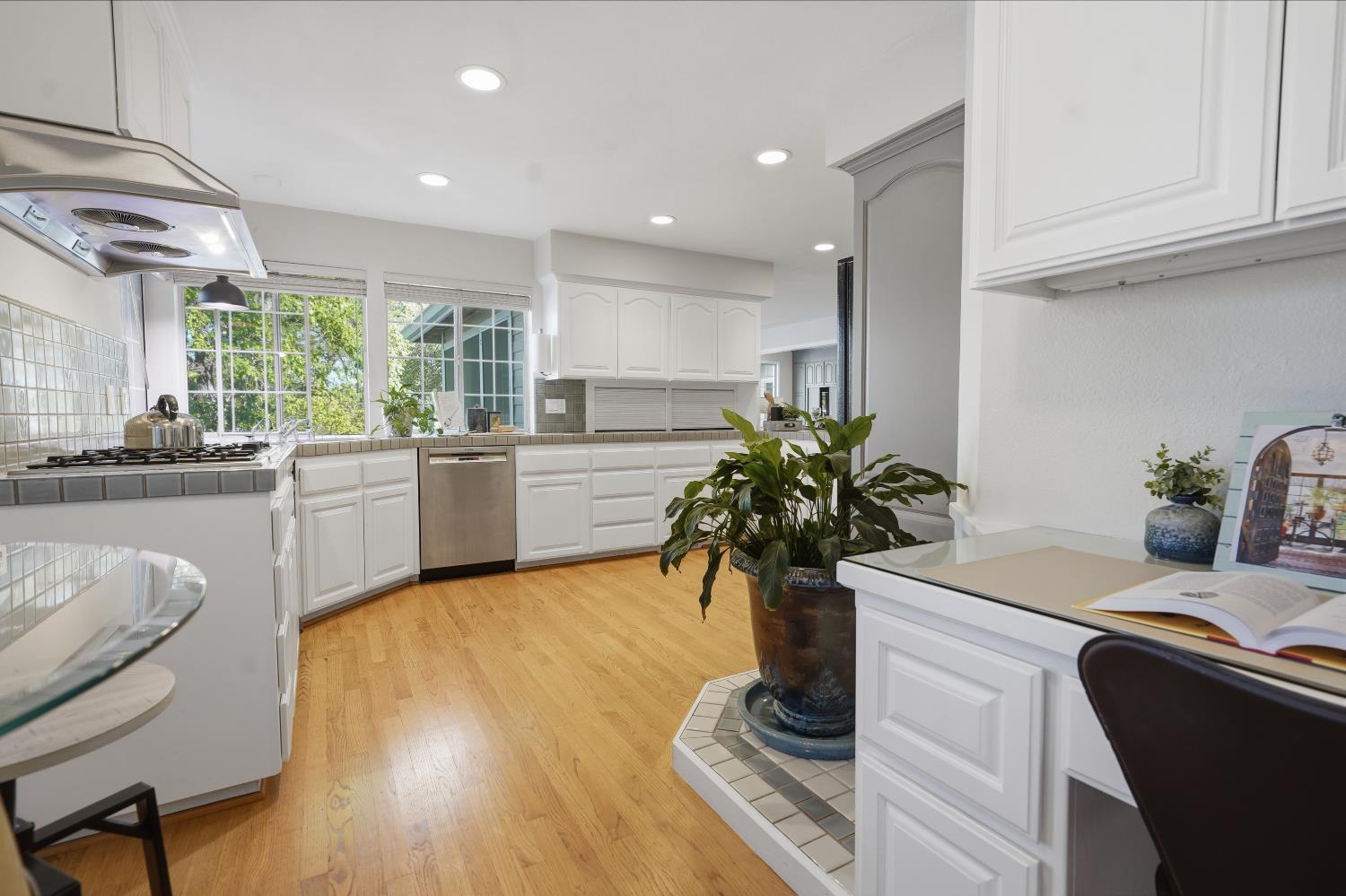 23850 23850 Star Court, Auburn, California, 95602, USA, 5 Bedrooms Bedrooms, ,4 BathroomsBathrooms,Residential,For Sale,23850 Star Court,9ac01e21-c3aa-41e0-9b99-419938