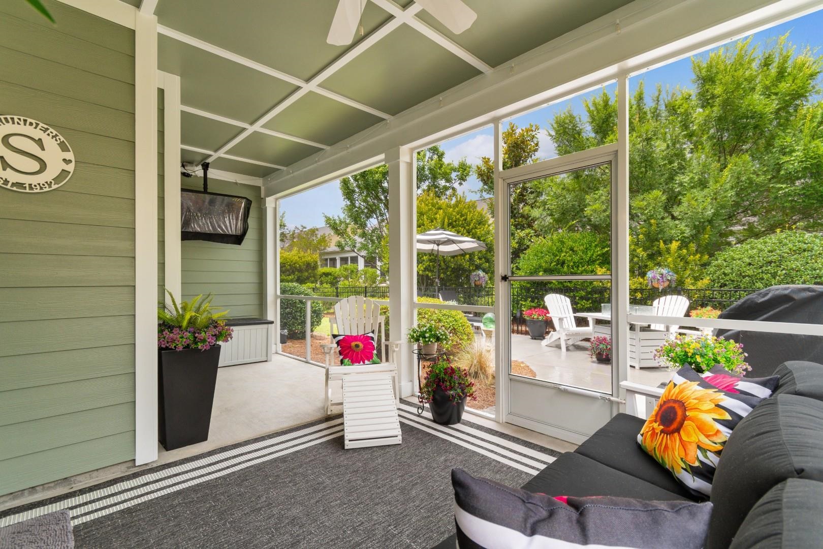 Welcome to life in Cresswind at Market Common, where resort-style livi – image 23