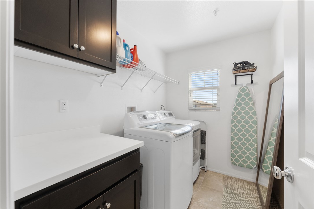 28812 28812 Triple C Ranch, Murrieta, California, 92563, USA, 5 Bedrooms Bedrooms, ,4 BathroomsBathrooms,Residential,For Sale,28812 Triple C Ranch,997c72e0-af47-4ed0-8440-8bb3fd