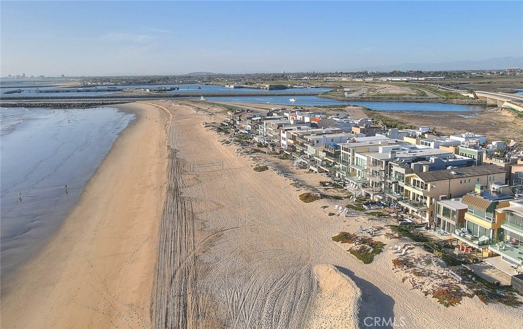 99 99 A Surfside, Surfside, California, 90743, USA, 4 Bedrooms Bedrooms, ,4 BathroomsBathrooms,Residential,For Sale,99 A Surfside,CV26025098