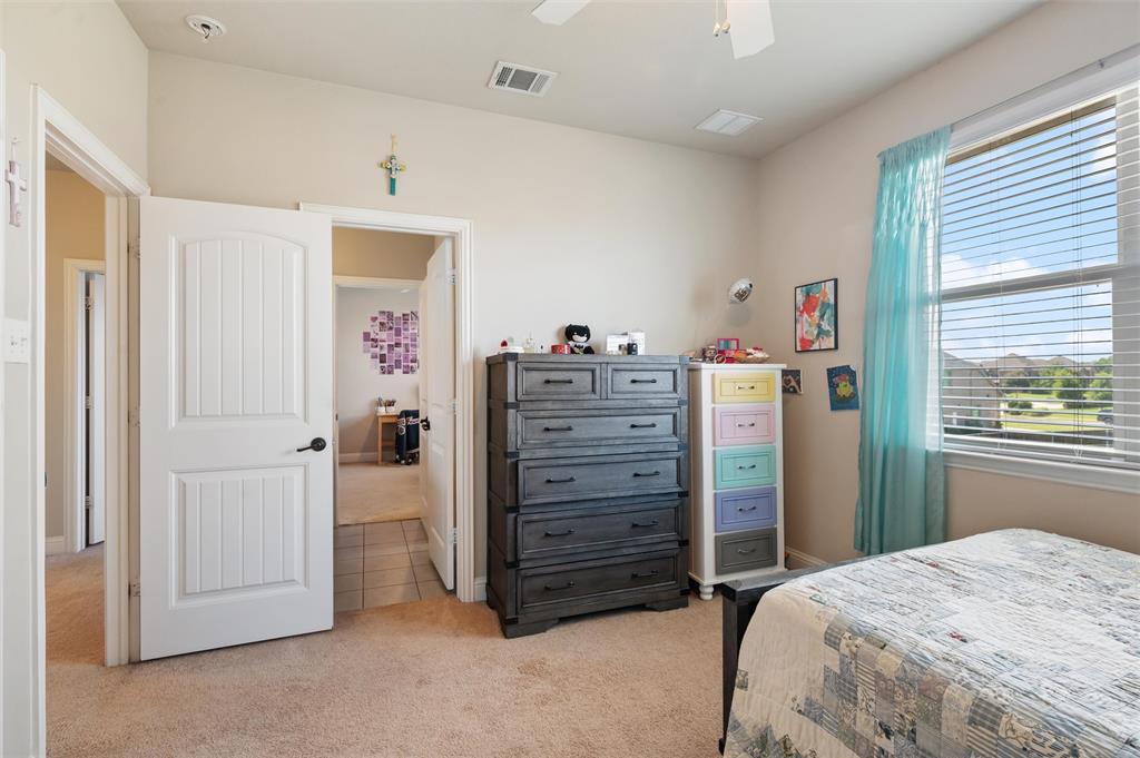 341 341 Vista Park Drive, Sunnyvale, Texas, 75182, USA, 5 Bedrooms Bedrooms, ,5 BathroomsBathrooms,Residential,For Sale,341 Vista Park Drive,21304132