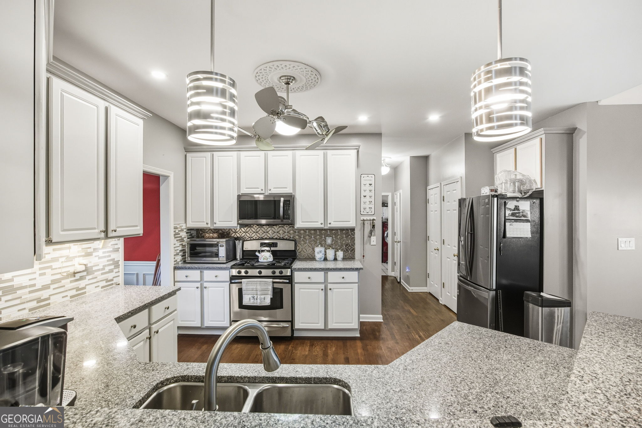 Welcome to this 2 Story home with 4 bedrooms, 3 baths and a partially – image 15