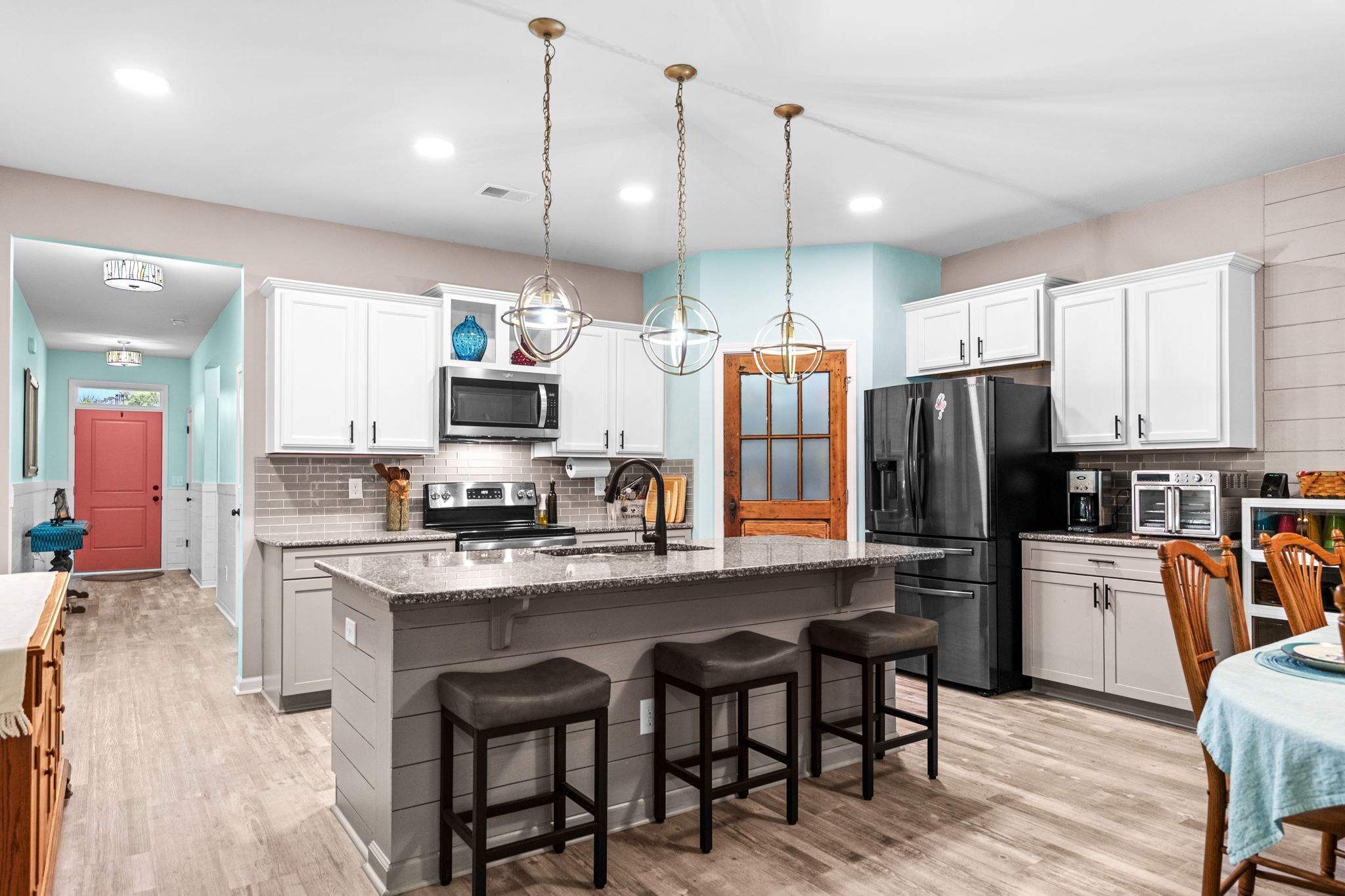 This is a beautifully maintained 4 BR/2BA one level, open concept ranc – image 20