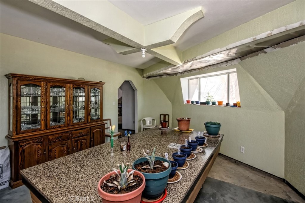 45985 45985 Cottonwood Road, Newberry Springs, California, 92365, USA, 4 Bedrooms Bedrooms, ,6 BathroomsBathrooms,Residential,For Sale,45985 Cottonwood Road,HD25258107