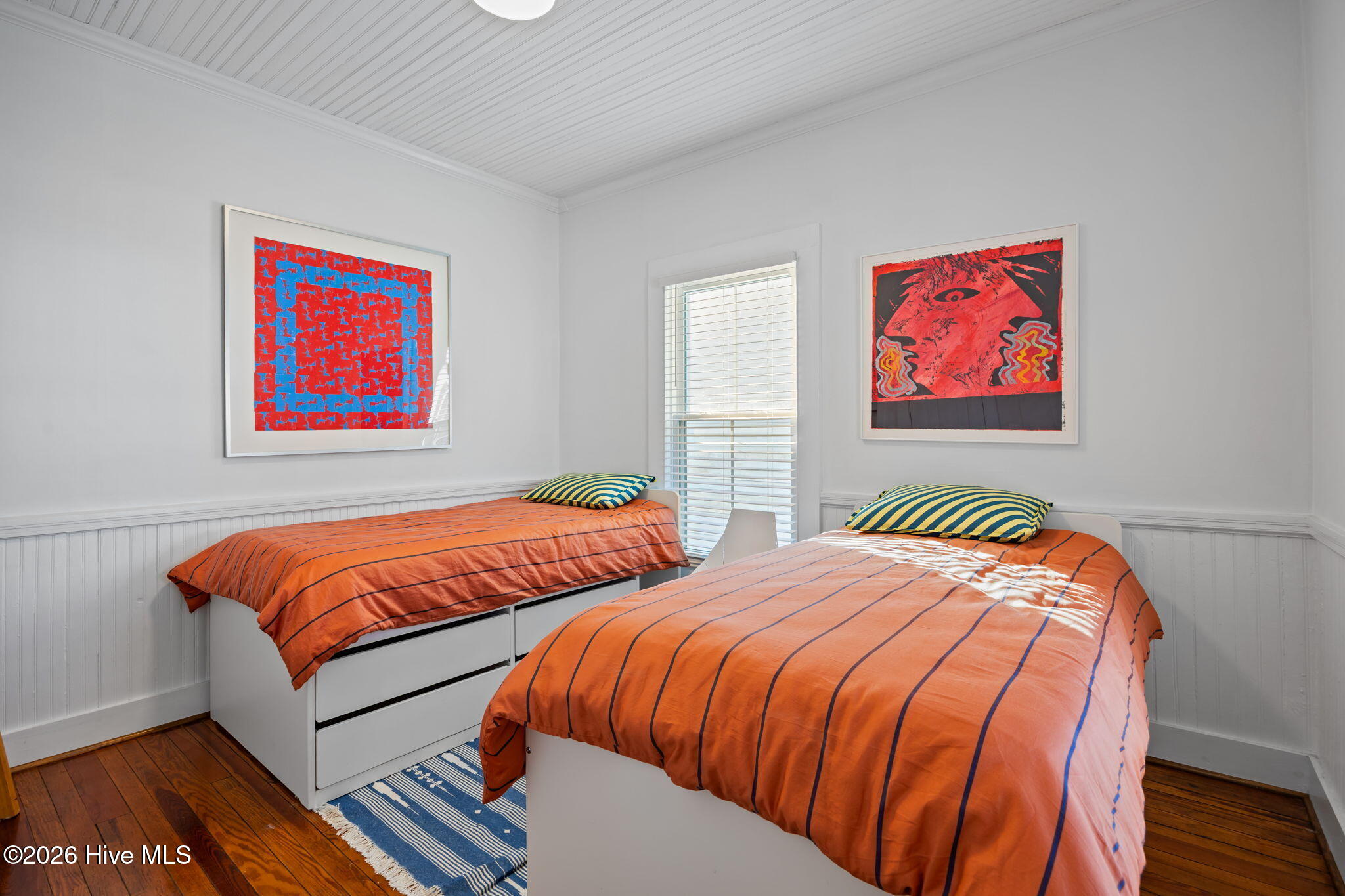This Historic Home comes furnished with 2 Maritime Painting all other – image 27