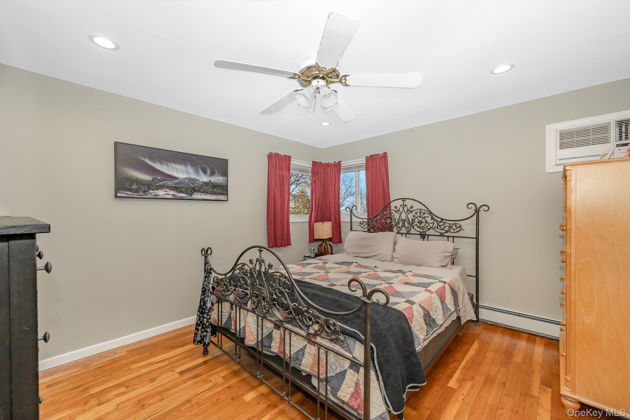 Welcome to this spacious Hi Ranch located on a quiet dead end street i – image 17