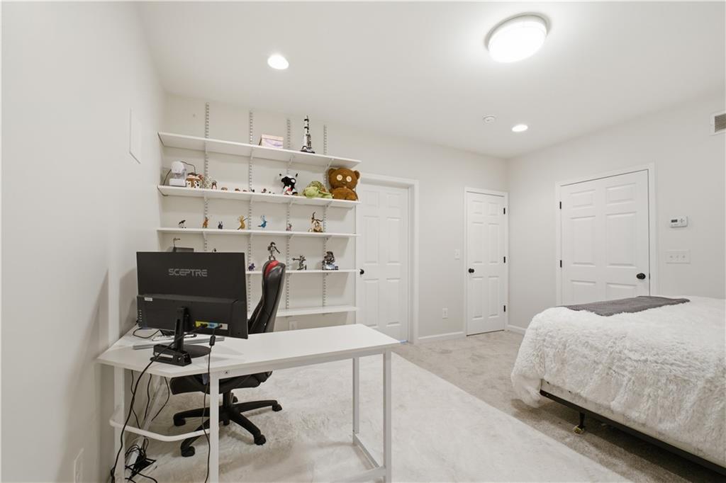 Tucked away in the quiet and welcoming 24-unit community of Brandly Ha – image 22