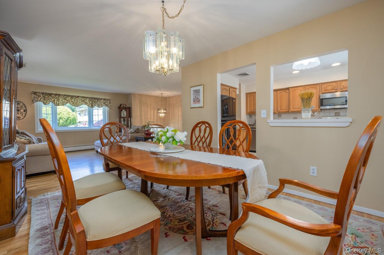 First Time on the Market! Nestled on a quiet double-ended cul-de-sac i – image 9