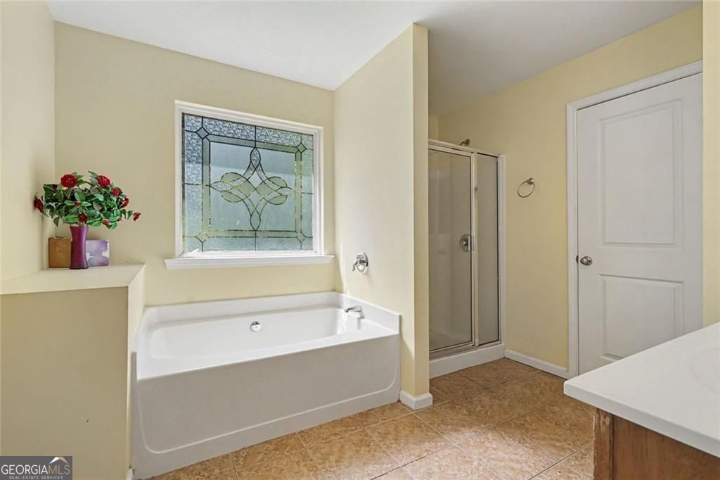 Exceptional homes arent defined by extravagant features alone. Theyre – image 25