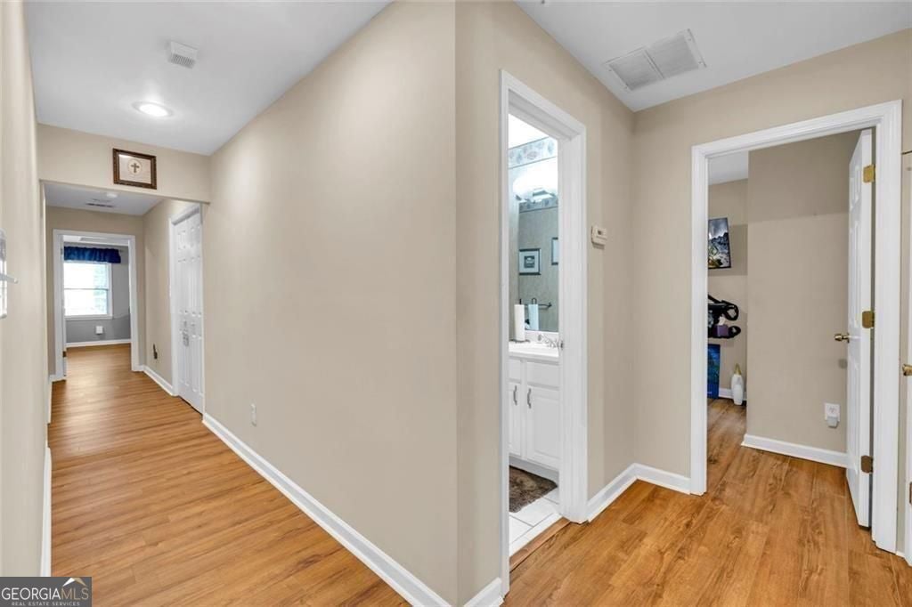 Come see this Grant Park Bungalow KITCHEN. LIVING ROOM AND BEDROOM/OFF – image 24
